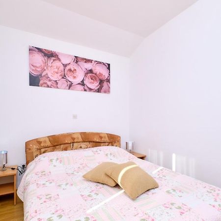 Apartments Vanda Mali Lošinj Εξωτερικό φωτογραφία