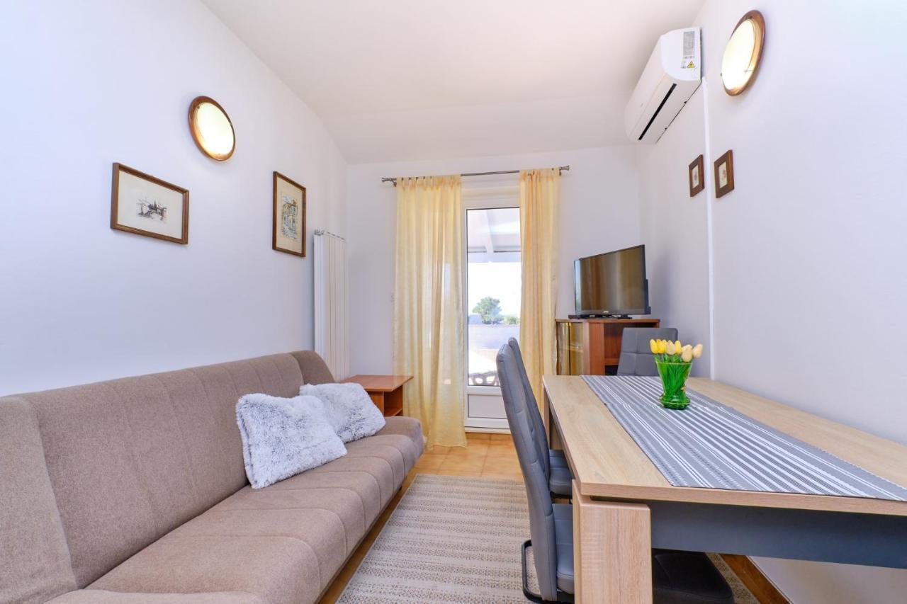 Apartments Vanda Mali Lošinj Εξωτερικό φωτογραφία