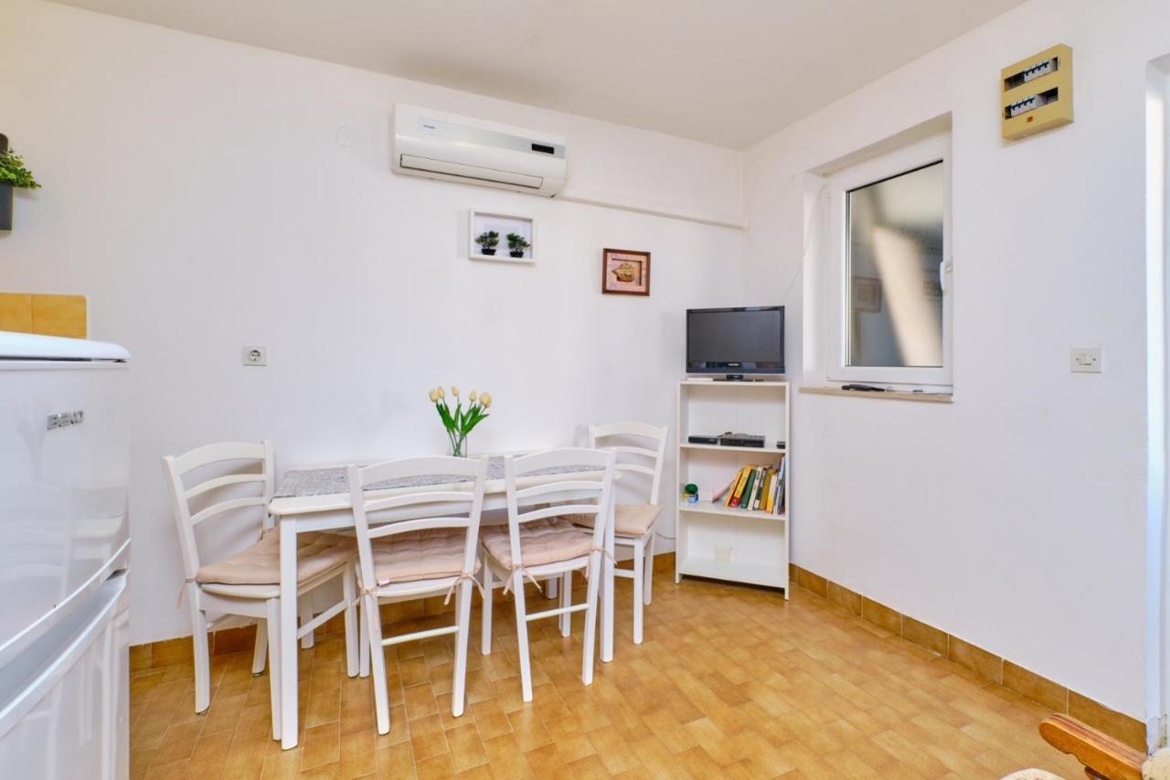 Apartments Vanda Mali Lošinj Εξωτερικό φωτογραφία